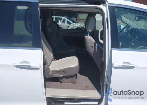 2017 Chrysler Pacifica Touring-L из США, поврежденный, VIN 2C4RC1BGXHR759030